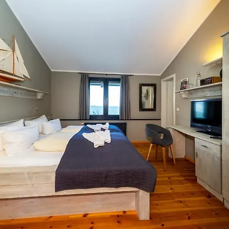 Hotel apartamentowy Cafe Knatter 3*